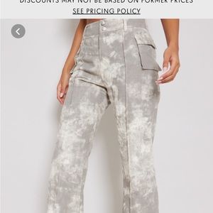 PRETTY LITTLE THING pants. (Tall)